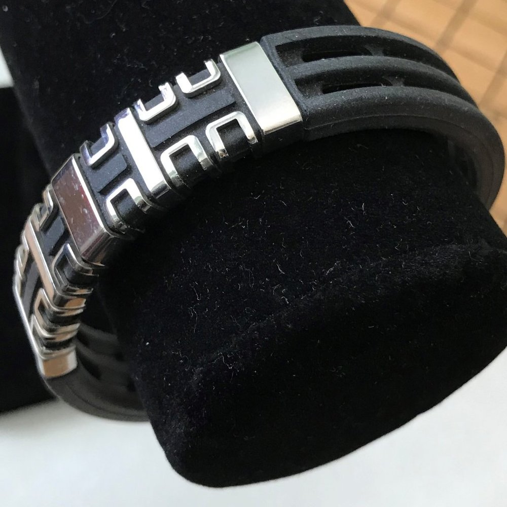 Rubber/Stainless Steel Bracelet -B/W